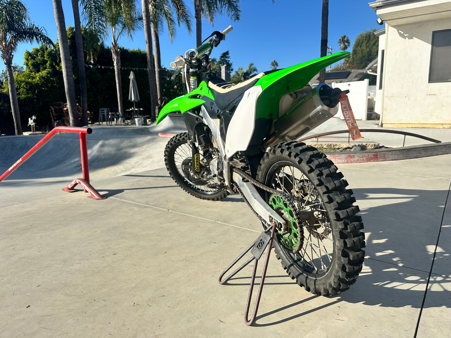 Blunt Steel Moto Stand