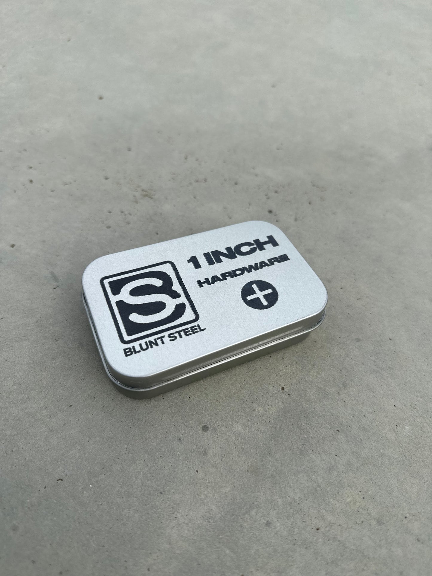 BLUNT STEEL 1” Hardware