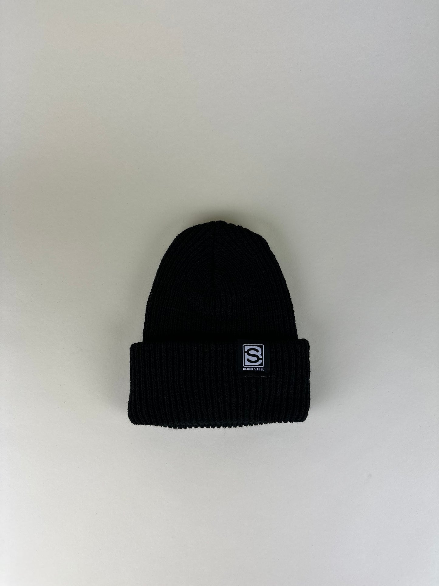 Blunt Steel “Mig Solid” Beanie (thinner)