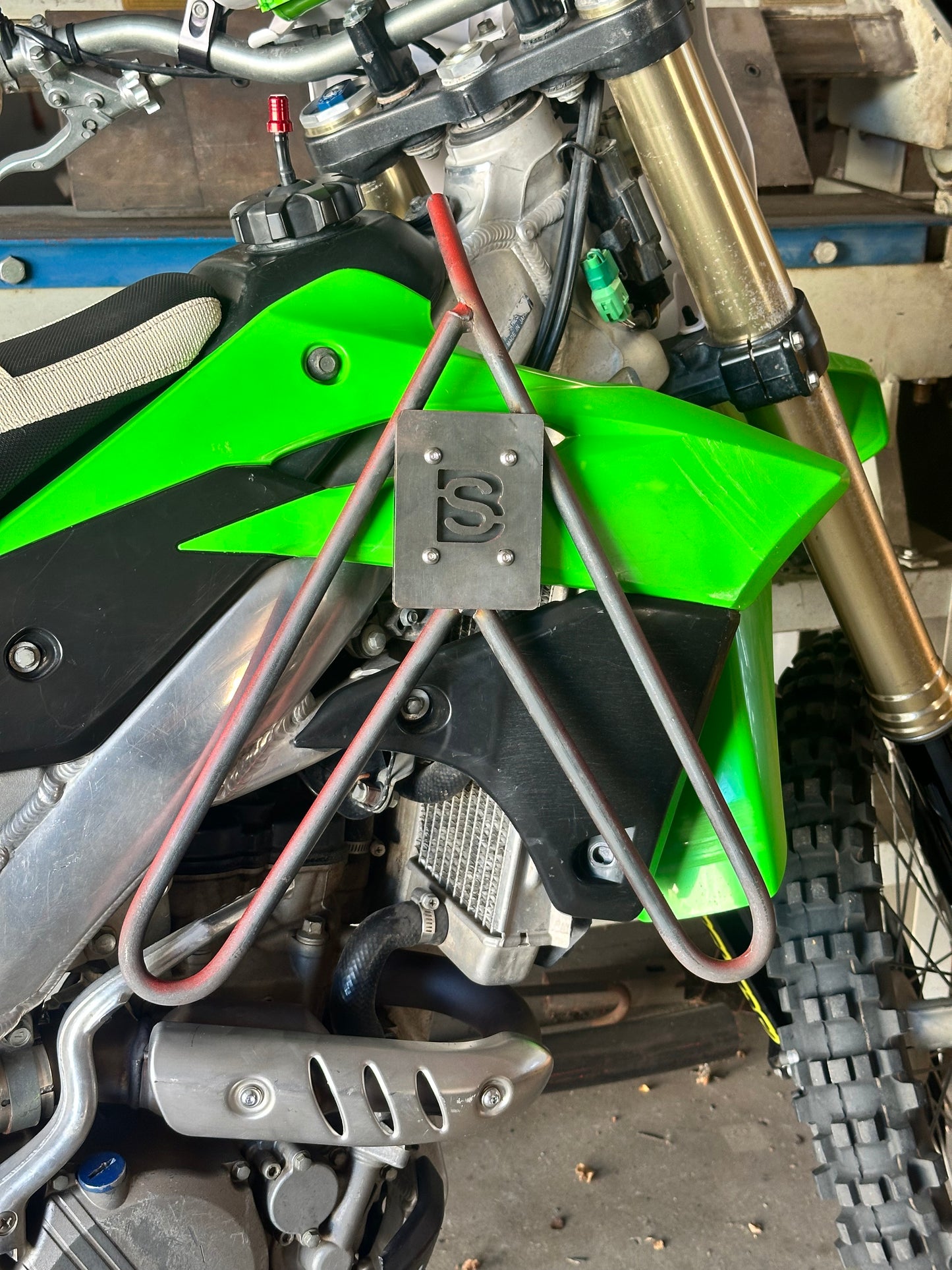 Blunt Steel Moto Stand